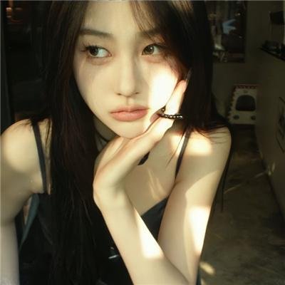 扬鞭策马赋倾城